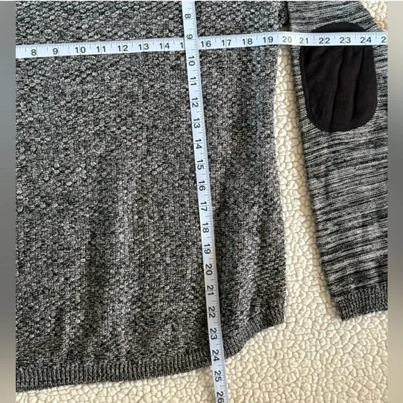 Lety & Me Ariana Gray Black Elbow Patch Knit Sweater Size Large - Picture 8 of 13